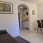 Apartment Moskatelo